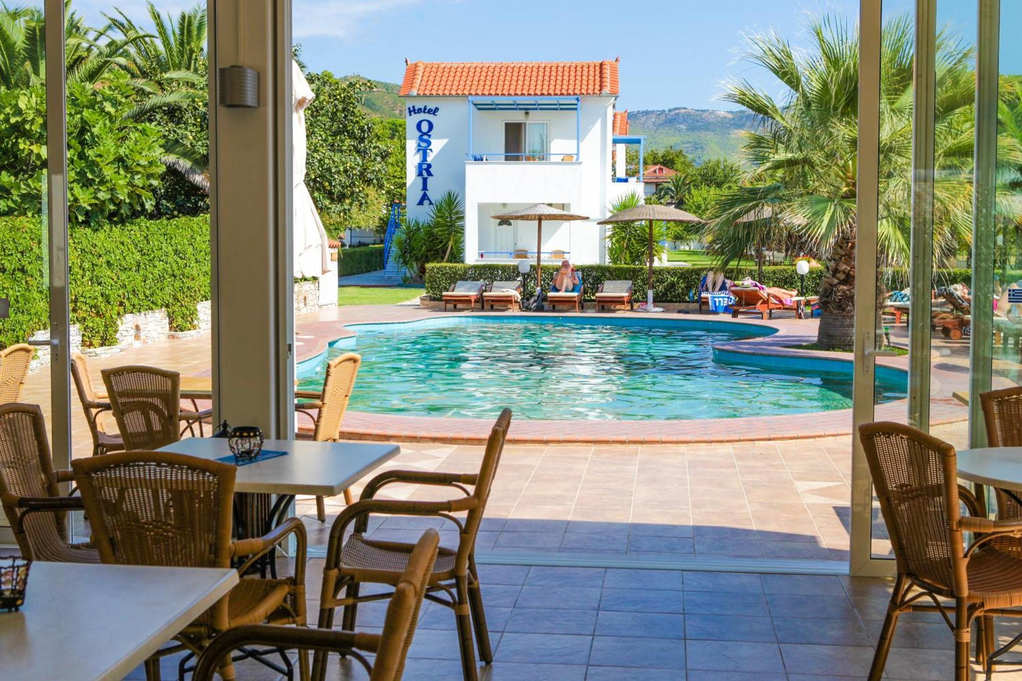 Ostria Aparthotel Agia Paraskevi  Bagian luar foto