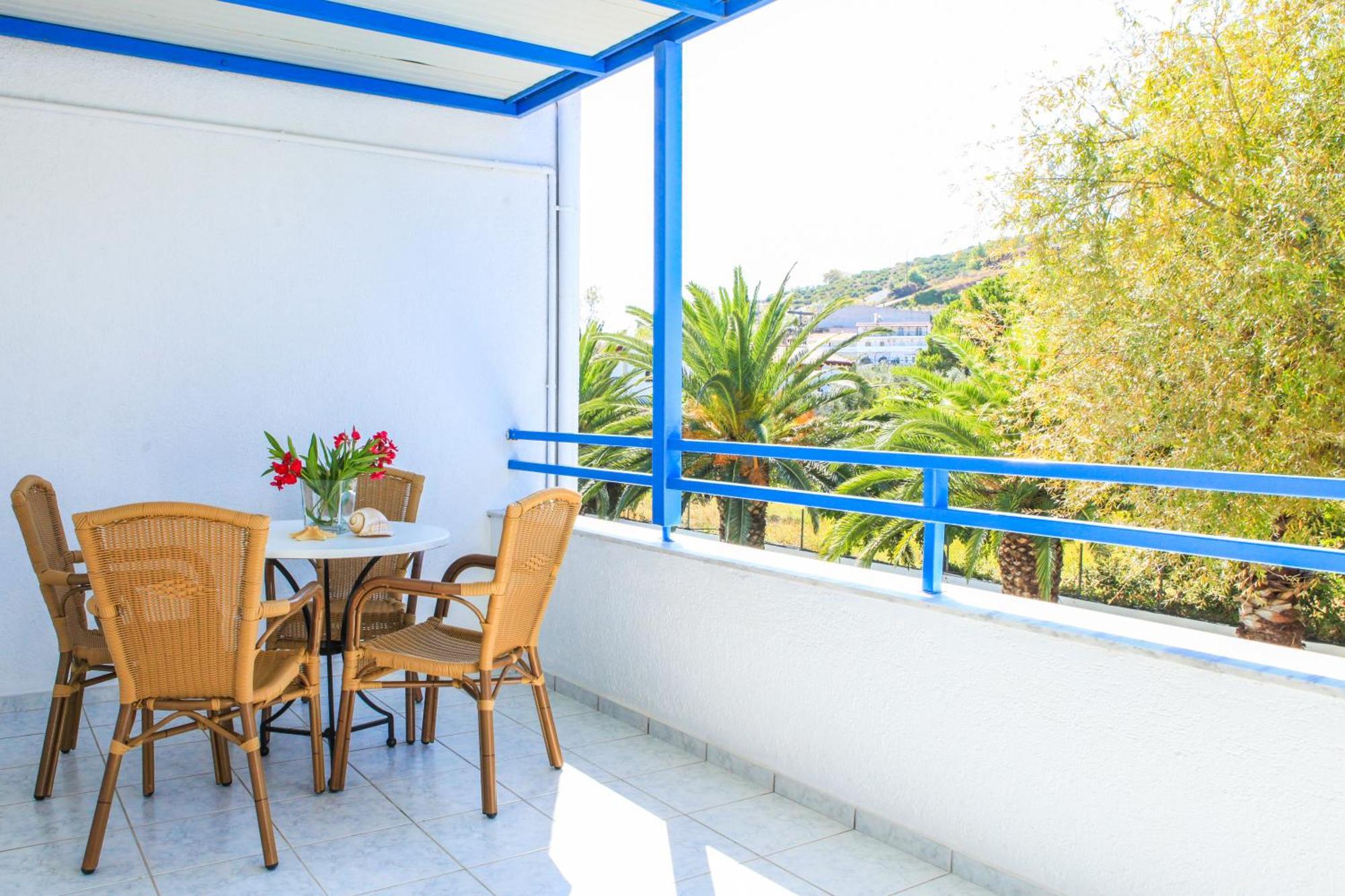 Ostria Aparthotel Agia Paraskevi  Bagian luar foto