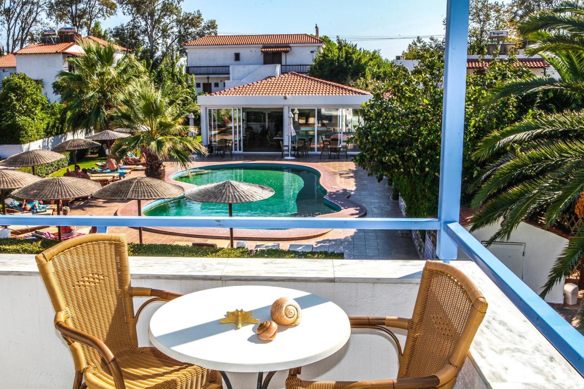 Ostria Aparthotel Agia Paraskevi  Bagian luar foto