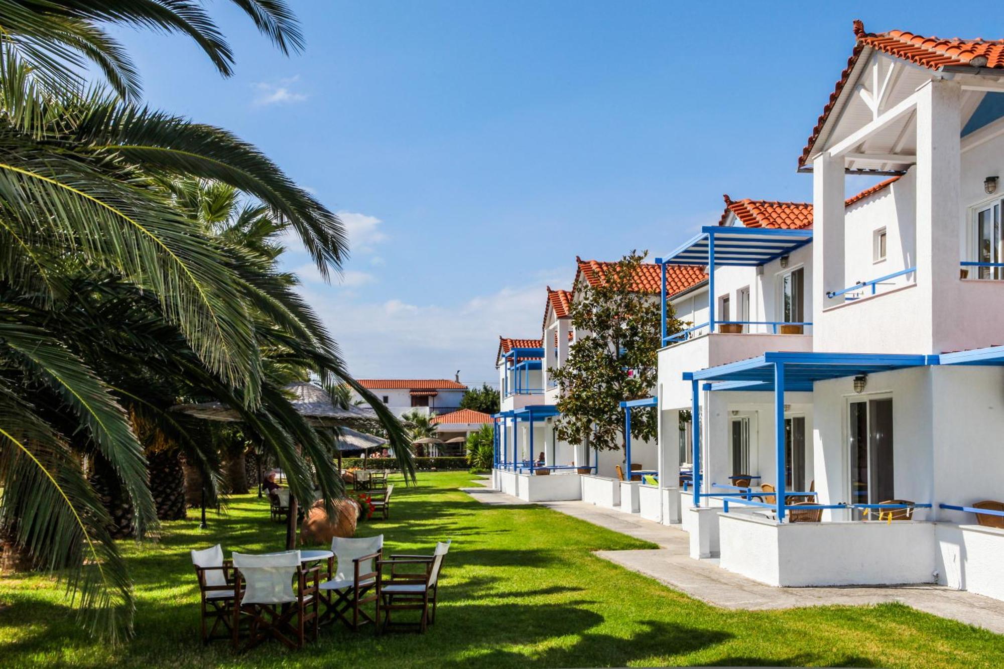Ostria Aparthotel Agia Paraskevi  Bagian luar foto