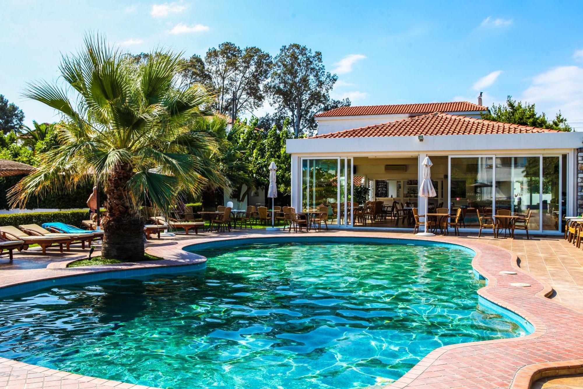 Ostria Aparthotel Agia Paraskevi  Bagian luar foto