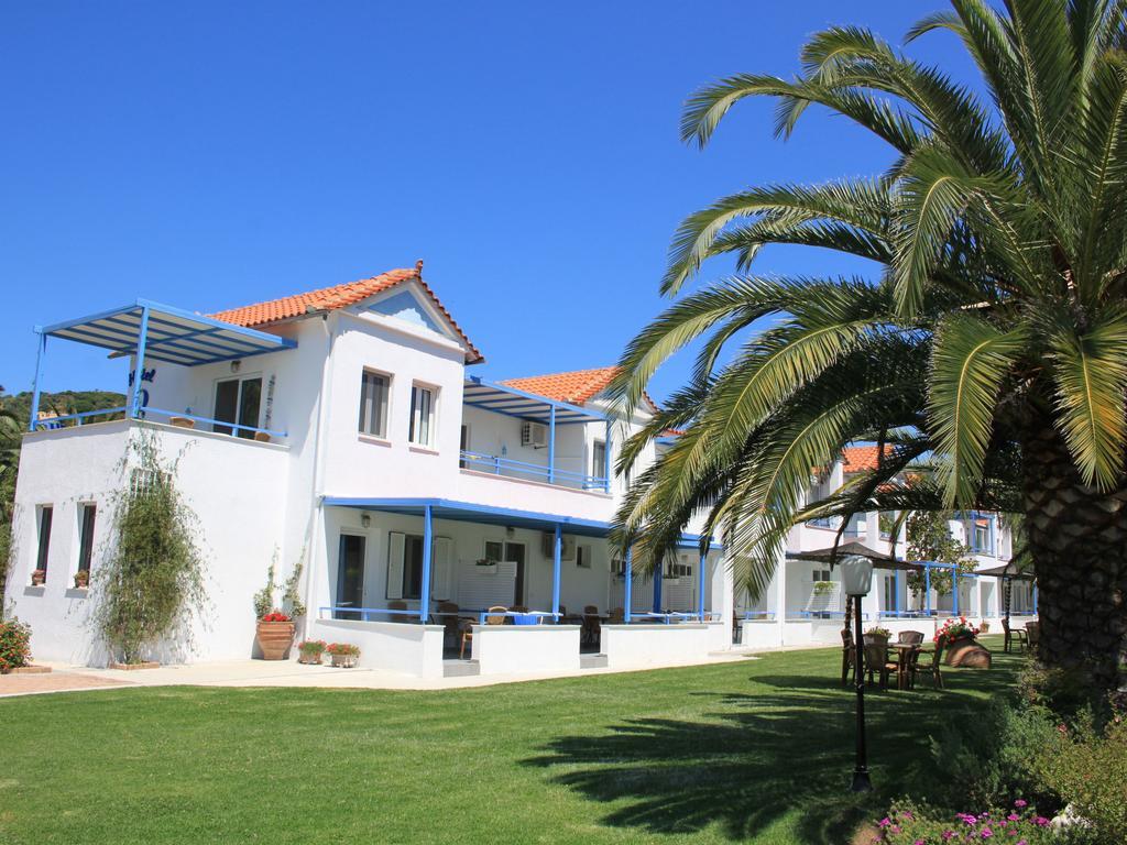 Ostria Aparthotel Agia Paraskevi  Bagian luar foto