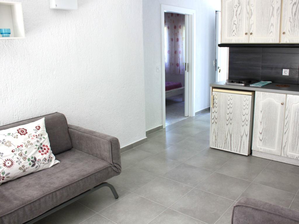 Ostria Aparthotel Agia Paraskevi  Bagian luar foto