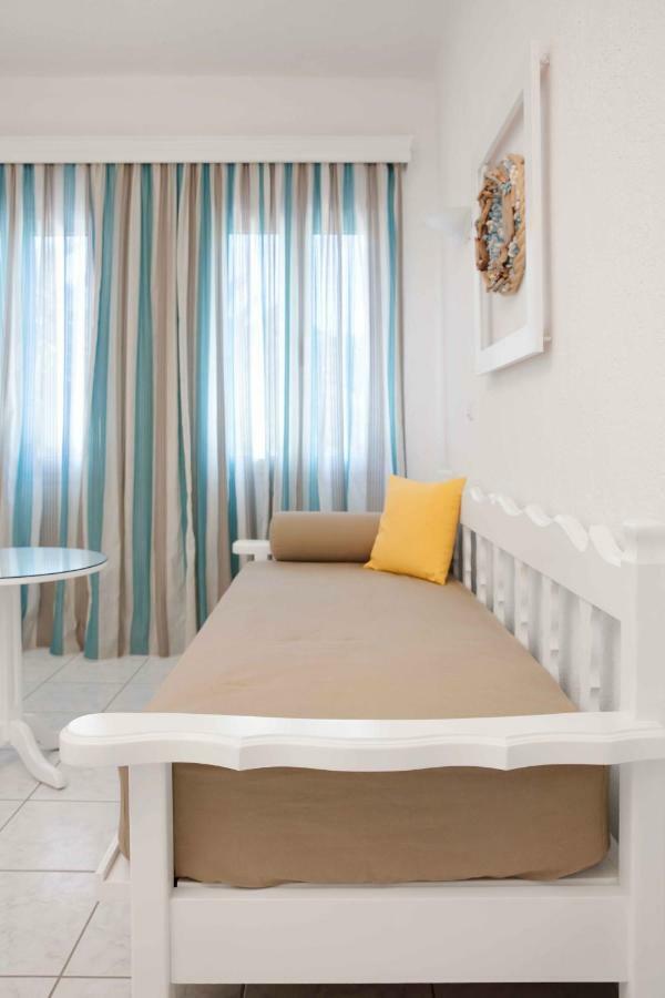 Ostria Aparthotel Agia Paraskevi  Bagian luar foto